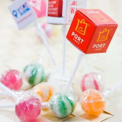 Personalise cube lollipops in box, www.ontimeprint.co.uk